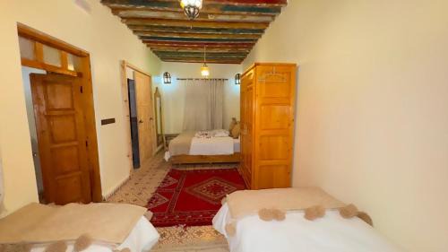 Quadruple Room with Private Bathroom