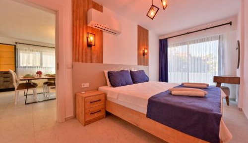 Two-Bedroom Apartment with Balcony and Terrace