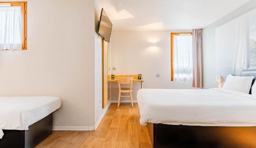 Standard Family Room