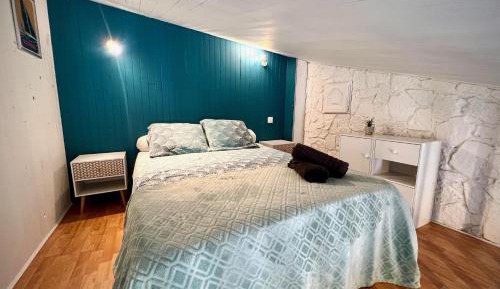 Apartment with Shower