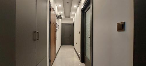 Two-Bedroom Deluxe Apartment with Balcony