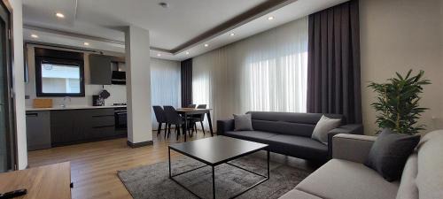 Three-Bedroom Apartment with Balcony