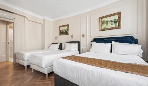 Deluxe Quadruple Room