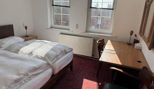 Double Room with Shared Toilet