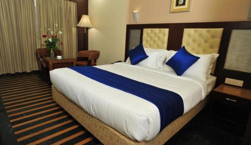 Double or Twin Room with Private Bathroom