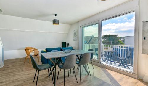 Three-Bedroom Superior Apartment