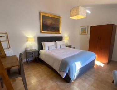 Double Room with Shared Bathroom