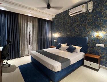 Two-Bedroom Deluxe Apartment