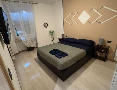 Deluxe One-Bedroom Apartment