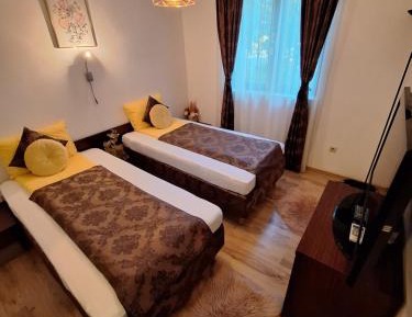 Double or Twin Room with Private Bathroom