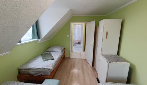 Triple Room with Private Bathroom