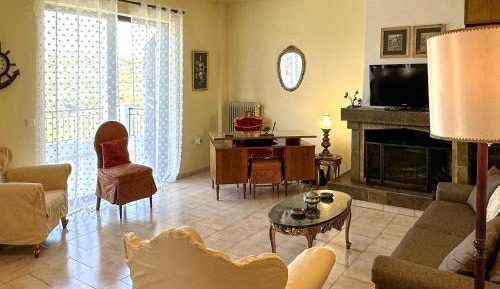 Three-Bedroom Vacation Home 