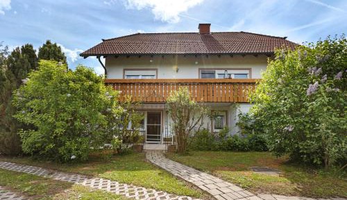 Superior One-Bedroom Apartment