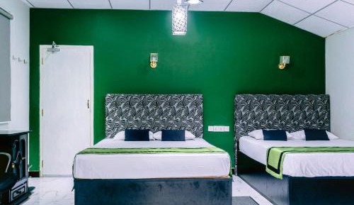 Apartment with Lake View