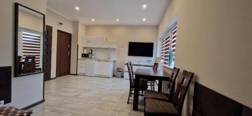 Standard Double Suite