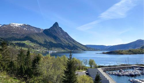 Two-Bedroom Holiday Home