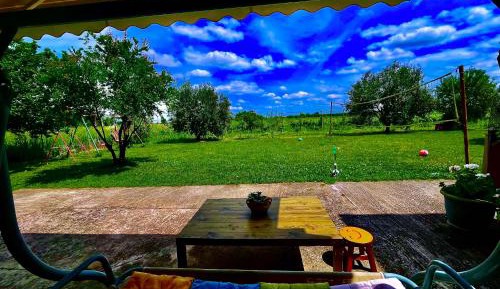 Apartment with Garden View