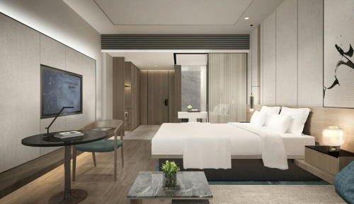 King Room with Balcony and Lake View