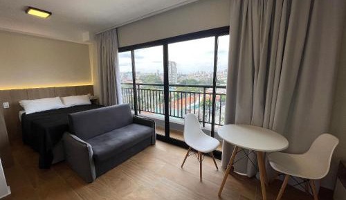 Apartment with City View