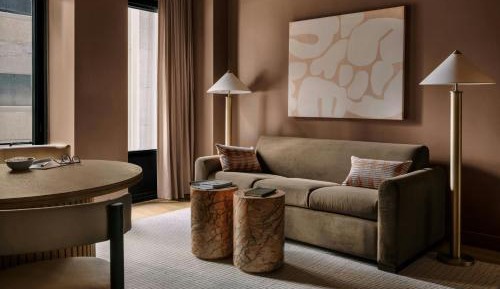 Studio Apartment with Queen and Sofa Bed