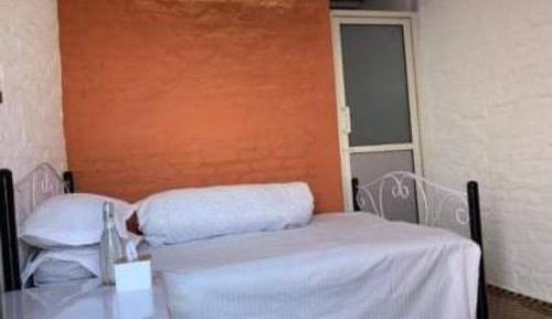 Single Room with Mountain View