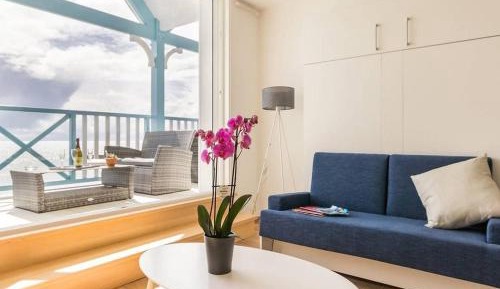 Apartment (4 Adults)