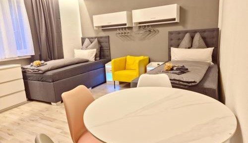 Four-Bedroom Deluxe Apartment