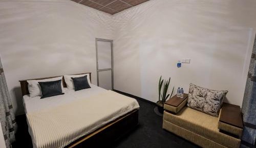 Cottage with Garden View