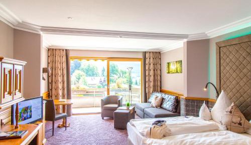 Deluxe Double Room with Balcony