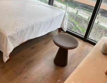 Family Room with Side Sea View