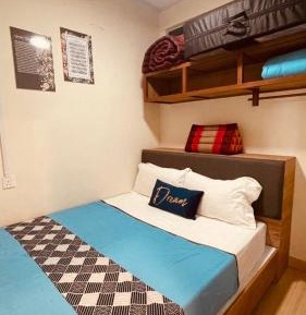 One-Bedroom Apartment with Sea View and Balcony