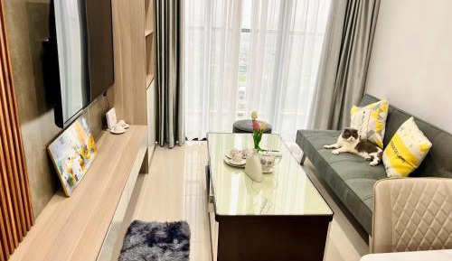 Two-Bedroom Apartment with Garden View