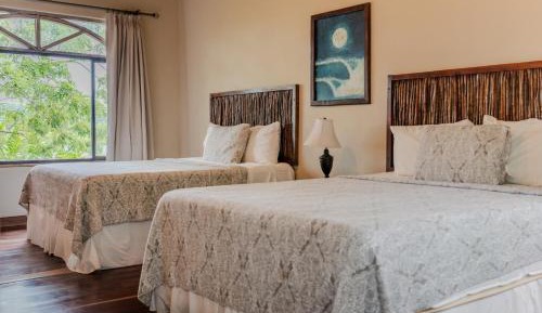 Deluxe Queen Room with Two Queen Beds