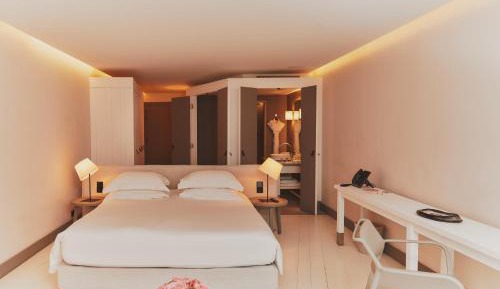 Junior Suite with Sea View 2nd floor