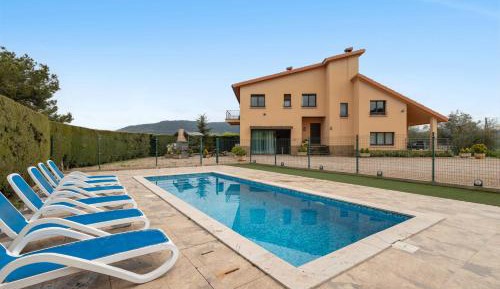 Superior Apartment with City View