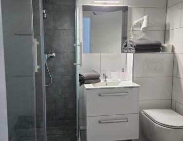 Single Room with Shower