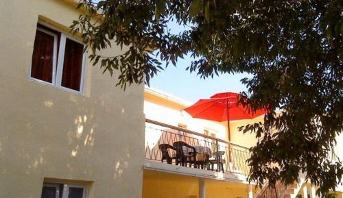 One Bedroom Apartment