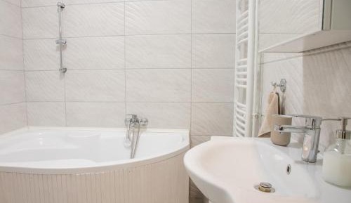 One-Bedroom Apartment with Terrace