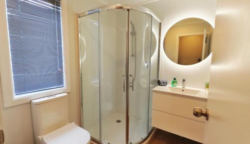 Villa with Private Mineral Hot Pool