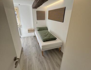 Single Room with Shared Bathroom