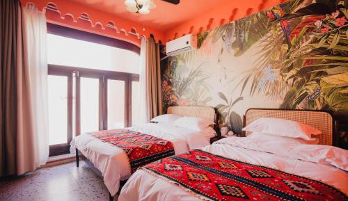 Double Room with Private Bathroom