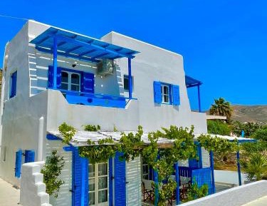 Apartment with Garden View