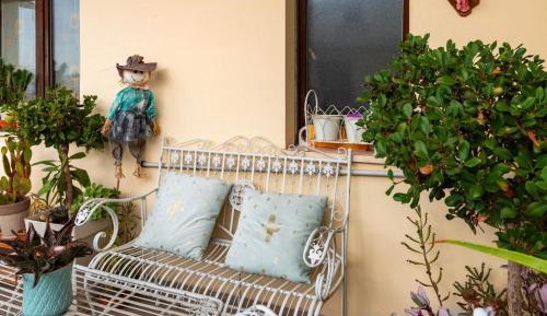 Superior One-Bedroom Apartment with Balcony