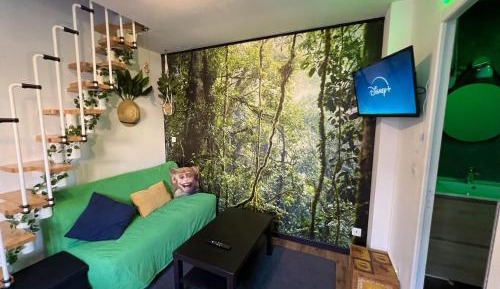 One-Bedroom Holiday Home