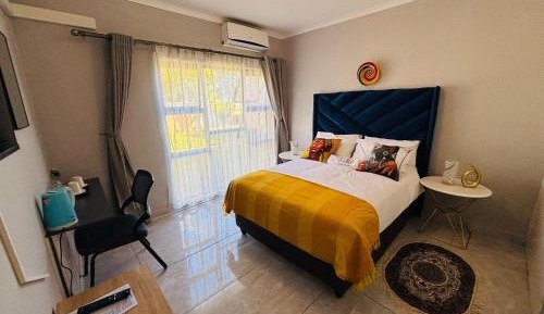 Standard Double Room with Shared Bathroom