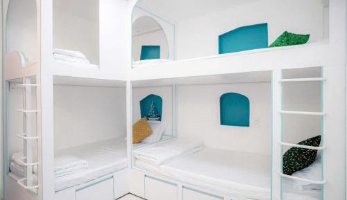 Quadruple Room with Private Bathroom