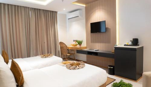 Deluxe Double or Twin Room