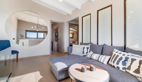 Suite Aktea - Four Bedroom Suite with Sea View