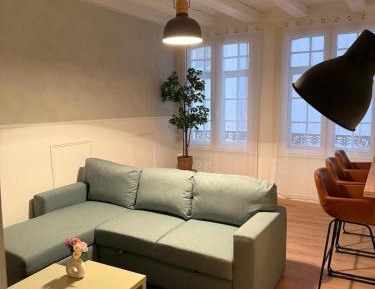 One-Bedroom Apartment