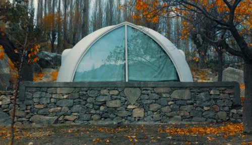 Deluxe Room (2 Adults + 1 Child)